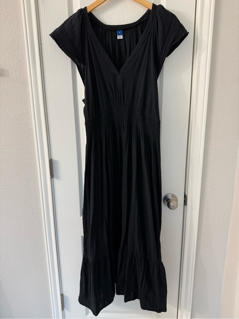 Old Navy Black V-Neck Maxi Dress with Cap Sleeves